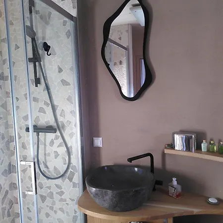 Mara Apartment