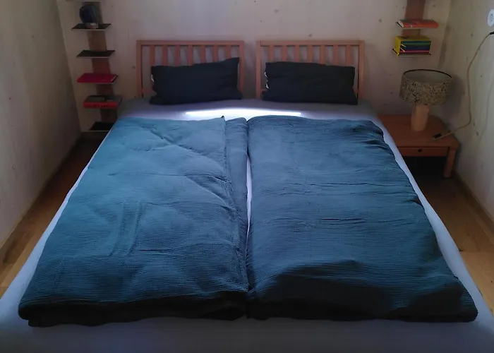 Mara * Perchtoldsdorf